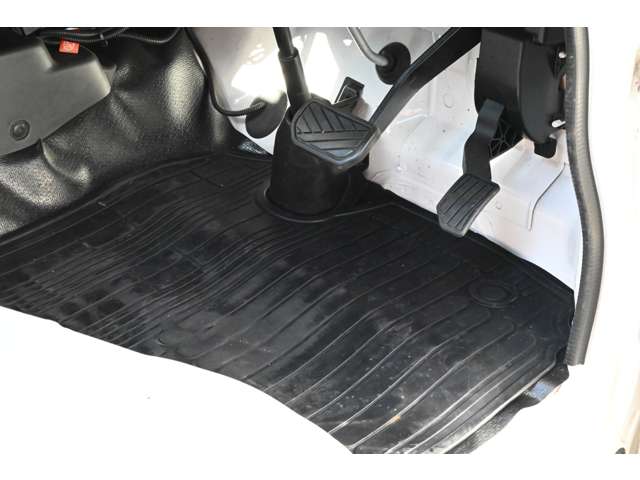 日産 ＮＴ１００クリッパー ６６０ ＤＸ ４ＷＤ H29年 (近畿) 99