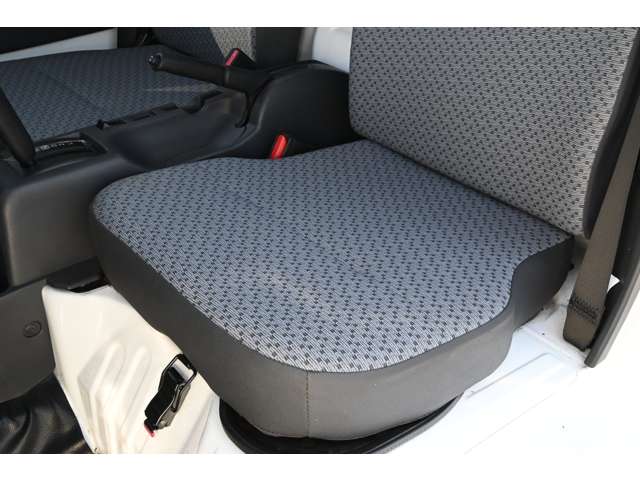 日産 ＮＴ１００クリッパー ６６０ ＤＸ ４ＷＤ H29年 (近畿) 99