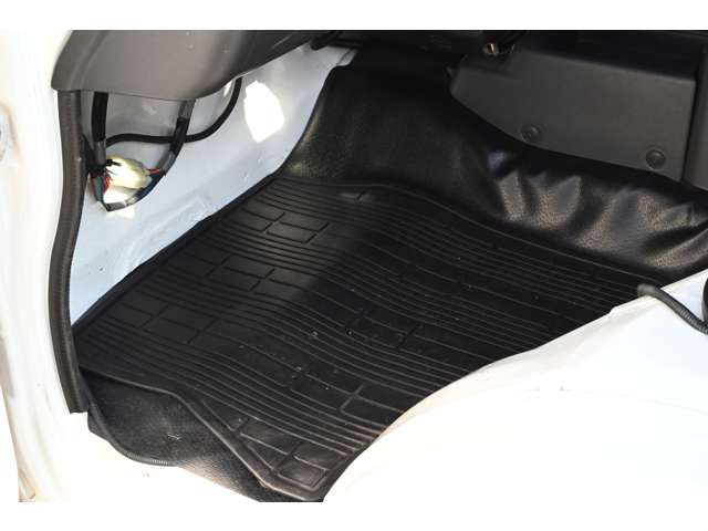 日産 ＮＴ１００クリッパー ６６０ ＤＸ ４ＷＤ H29年 (近畿) 99