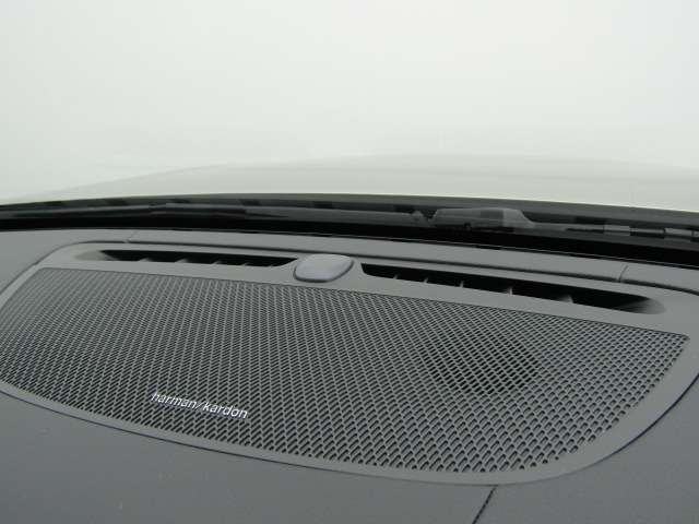 ボルボ Ｖ６０ ウルトラ　Ｂ４ R7年 (四国) 99