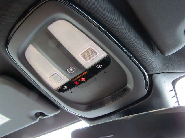 ボルボ Ｖ６０ ウルトラ　Ｂ４ R7年 (四国) 99