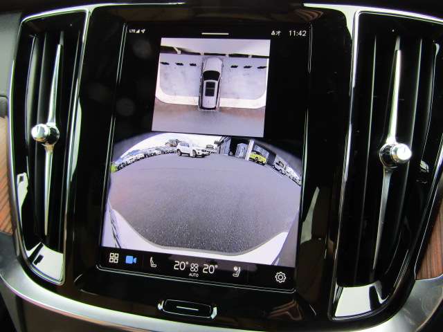 ボルボ Ｖ６０ ウルトラ　Ｂ４ R7年 (四国) 99