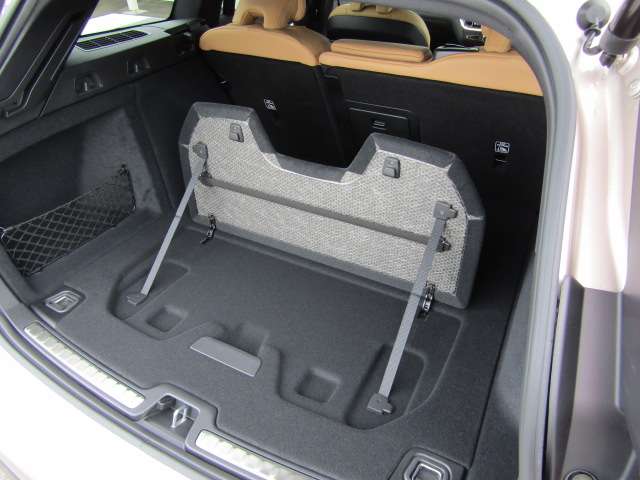 ボルボ Ｖ６０ ウルトラ　Ｂ４ R7年 (四国) 99