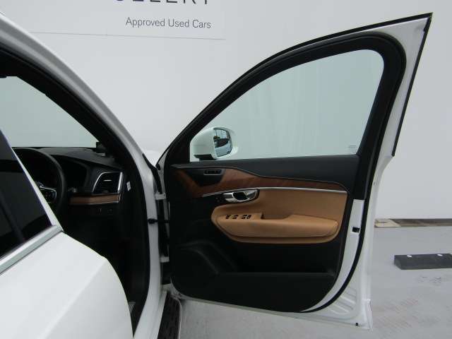 ボルボ ＸＣ９０ Ｔ６ ＡＷＤ インスクリプション ４ＷＤ H30年 (四国) 99