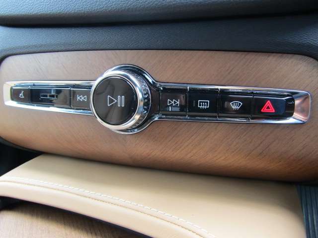 ボルボ ＸＣ９０ Ｔ６ ＡＷＤ インスクリプション ４ＷＤ H30年 (四国) 99