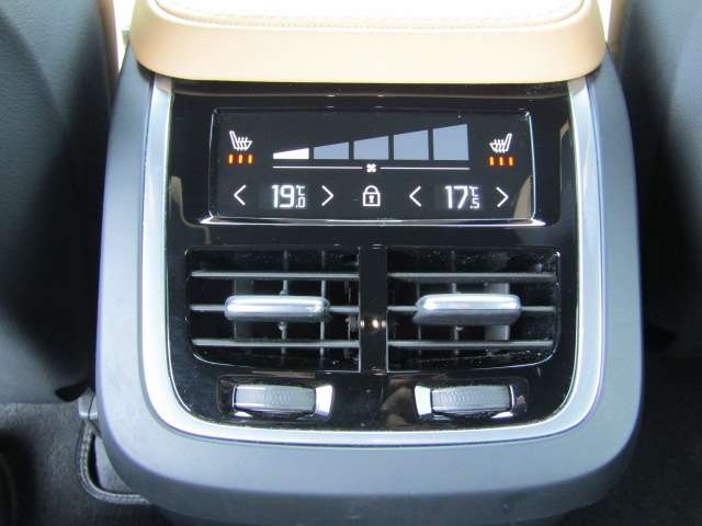 ボルボ ＸＣ９０ Ｔ６ ＡＷＤ インスクリプション ４ＷＤ H30年 (四国) 99