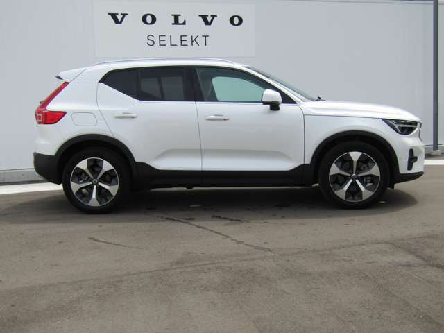 ボルボ ＸＣ４０ アルティメット Ｂ４ ＡＷＤ ４ＷＤ R5年 (四国) 99