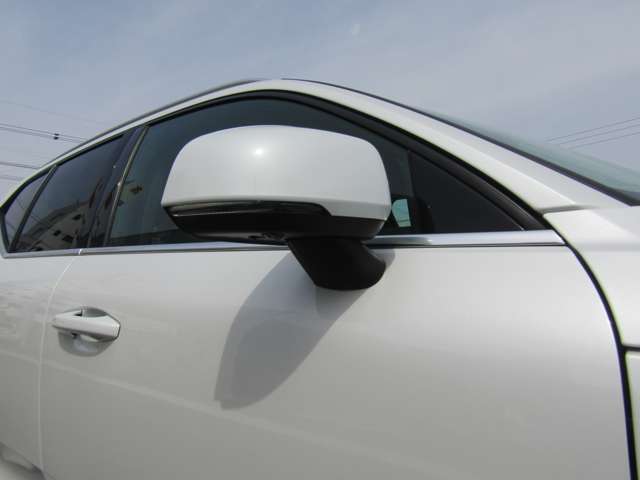 ボルボ ＸＣ４０ アルティメット Ｂ４ ＡＷＤ ４ＷＤ R5年 (四国) 99