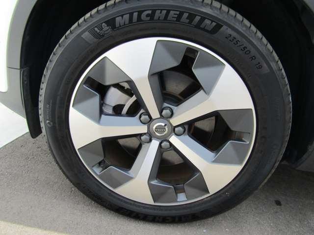 ボルボ ＸＣ４０ アルティメット Ｂ４ ＡＷＤ ４ＷＤ R5年 (四国) 99