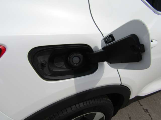 ボルボ ＸＣ４０ アルティメット Ｂ４ ＡＷＤ ４ＷＤ R5年 (四国) 99