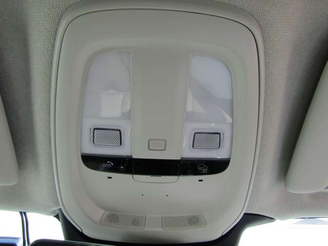 ボルボ ＸＣ４０ アルティメット Ｂ４ ＡＷＤ ４ＷＤ R5年 (四国) 99