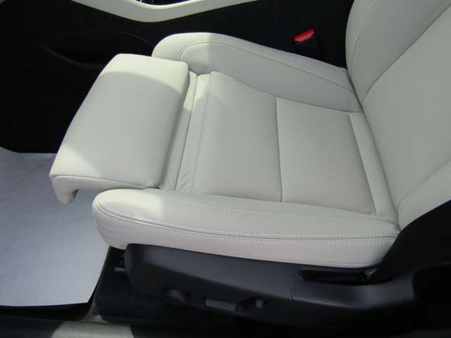 ボルボ ＸＣ４０ アルティメット Ｂ４ ＡＷＤ ４ＷＤ R5年 (四国) 99