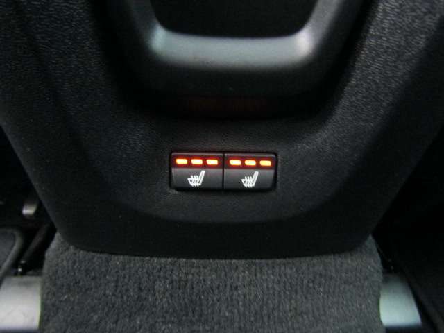 ボルボ Ｖ４０ Ｔ３　クラシックエディション R1年 (四国) 99