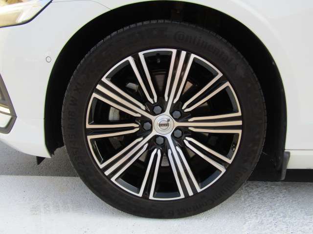 ボルボ Ｖ６０ Ｔ５　インスクリプション R1年 (四国) 99