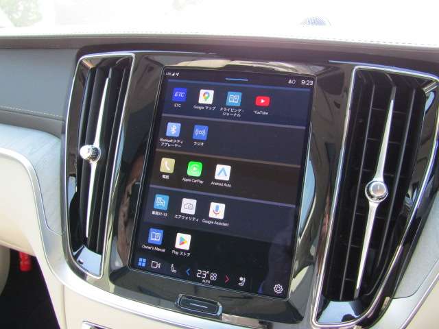 ボルボ Ｖ６０ リチャージ アルティメット Ｔ６ ＡＷＤ プラグイン ハイブリッド ４ＷＤ R6年 (四国) 99