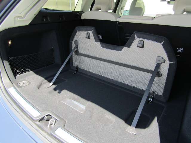 ボルボ Ｖ６０ リチャージ アルティメット Ｔ６ ＡＷＤ プラグイン ハイブリッド ４ＷＤ R6年 (四国) 99