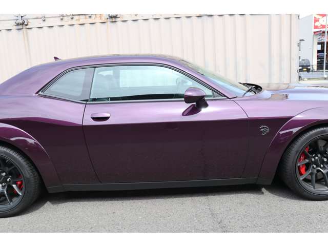 ダッジ チャレンジャー ＳＲＴ ヘルキャット R4年 (東海) 99