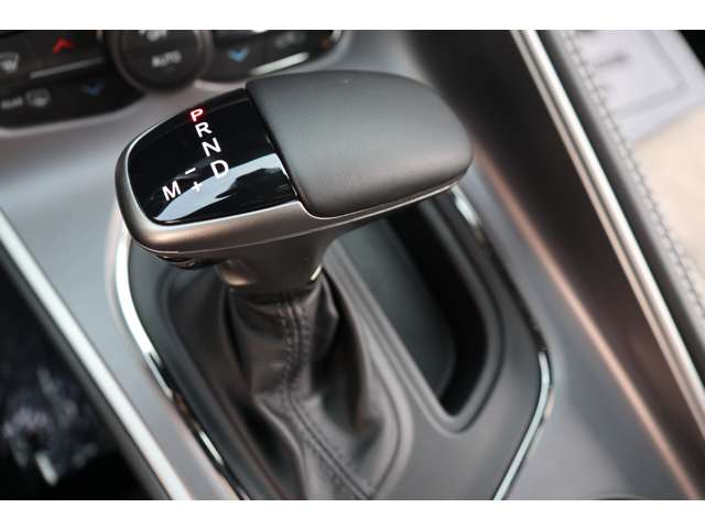 ダッジ チャレンジャー ＳＲＴ ヘルキャット R4年 (東海) 99