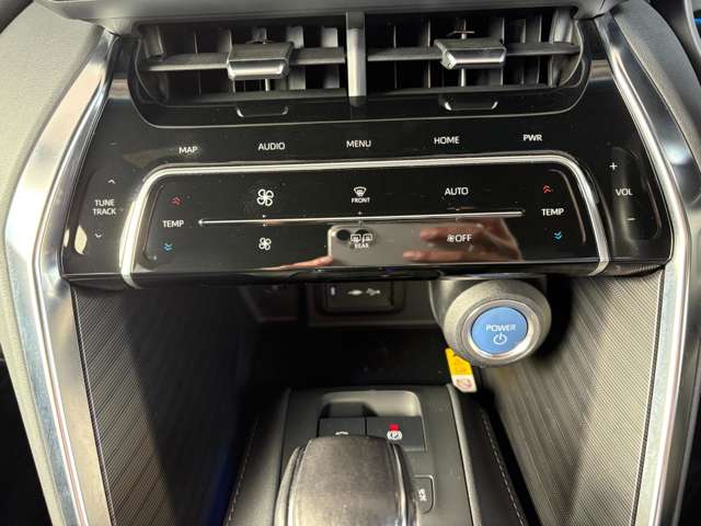 トヨタ ハリアー　ハイブリッド ２．５ ハイブリッド Ｅ－ＦＯＵＲ Ｚ レザーパッケージ ４ＷＤ R2年 (東北) 99