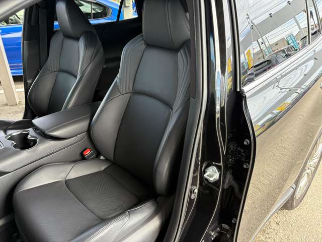 トヨタ ハリアー　ハイブリッド ２．５ ハイブリッド Ｅ－ＦＯＵＲ Ｚ レザーパッケージ ４ＷＤ R2年 (東北) 99