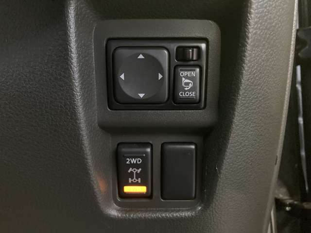 日産 キューブ １．５ ライダー ブラックライン ４ＷＤ H23年 (東北) 99