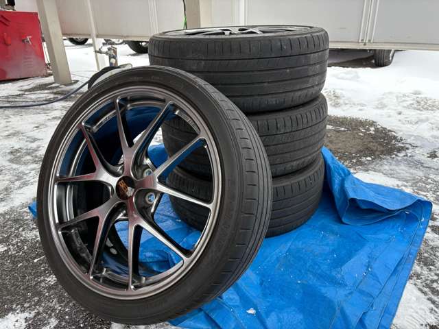 トヨタ プリウス １．８ Ａ プレミアム ツーリングセレクション R1年 (東北) 99