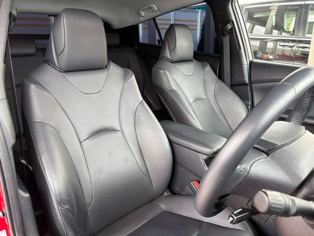 トヨタ プリウス １．８ Ａ プレミアム ツーリングセレクション R1年 (東北) 99