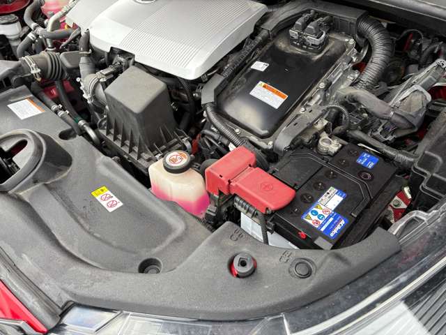 トヨタ プリウス １．８ Ａ プレミアム ツーリングセレクション R1年 (東北) 99