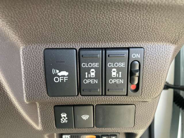 ホンダ フリード　ハイブリッド １．５ ハイブリッド Ｇ ４ＷＤ H29年 (東北) 99