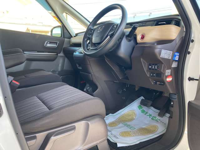 ホンダ フリード　ハイブリッド １．５ ハイブリッド Ｇ ４ＷＤ H29年 (東北) 99