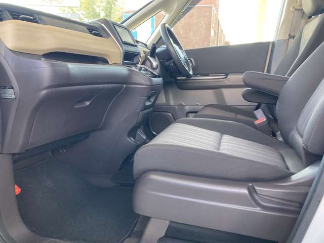 ホンダ フリード　ハイブリッド １．５ ハイブリッド Ｇ ４ＷＤ H29年 (東北) 99