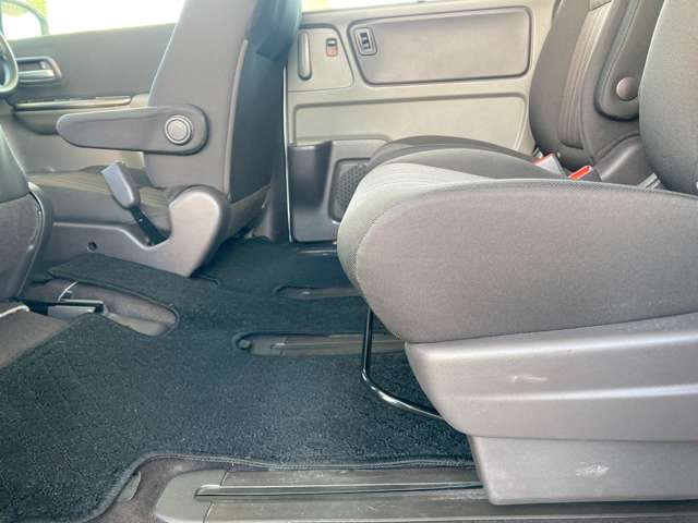 ホンダ フリード　ハイブリッド １．５ ハイブリッド Ｇ ４ＷＤ H29年 (東北) 99