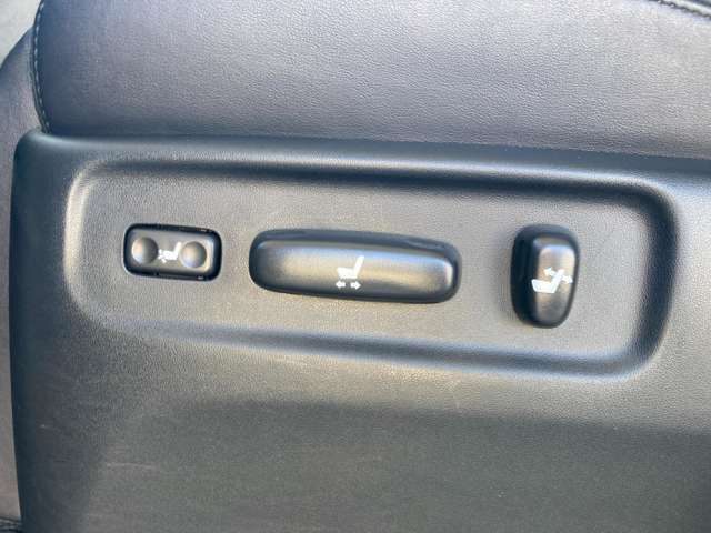 トヨタ ヴェルファイア　ハイブリッド ２．４ ＺＲ Ｇエディション ４ＷＤ H24年 (東北) 99