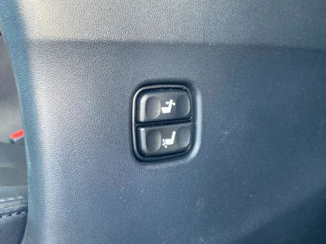 トヨタ ヴェルファイア　ハイブリッド ２．４ ＺＲ Ｇエディション ４ＷＤ H24年 (東北) 99