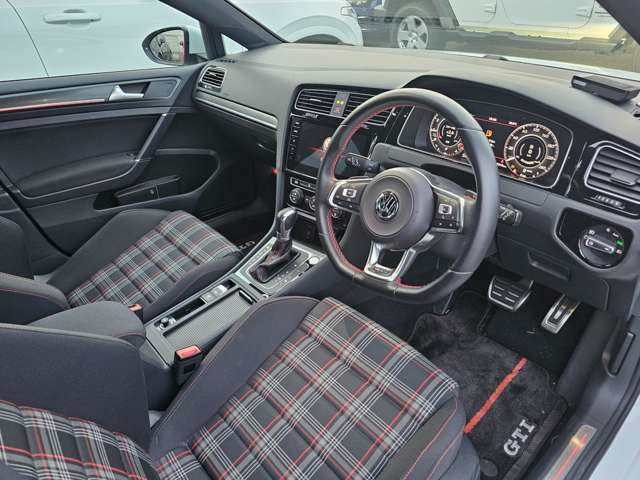 フォルクスワーゲン ゴルフ ＧＴＩ H29年 (東北) 99