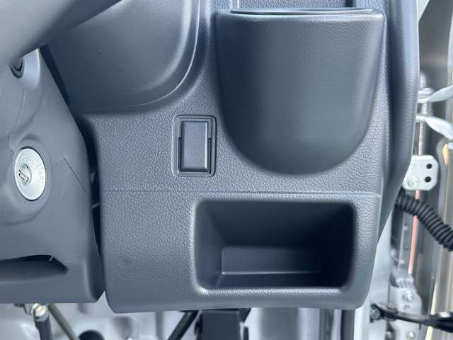 スズキ キャリイトラック ６６０ スーパーキャリイ Ｘリミテッド ３方開 ４ＷＤ R6年 (東海) 99