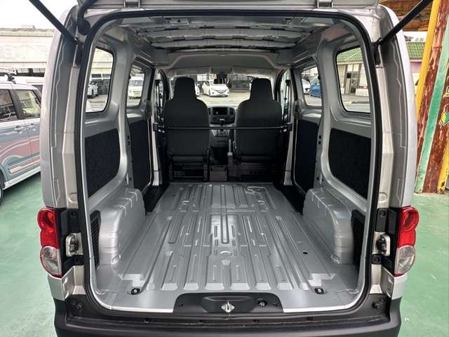 日産 ＮＶ２００バネットバン １．６ ＤＸ R4年 (東海) 99