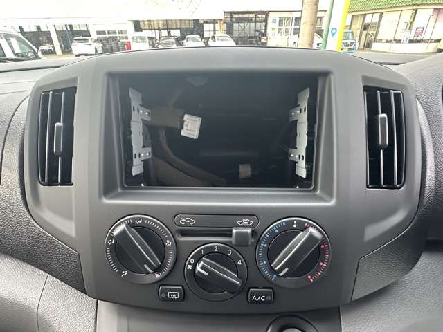 日産 ＮＶ２００バネットバン １．６ ＤＸ R4年 (東海) 99