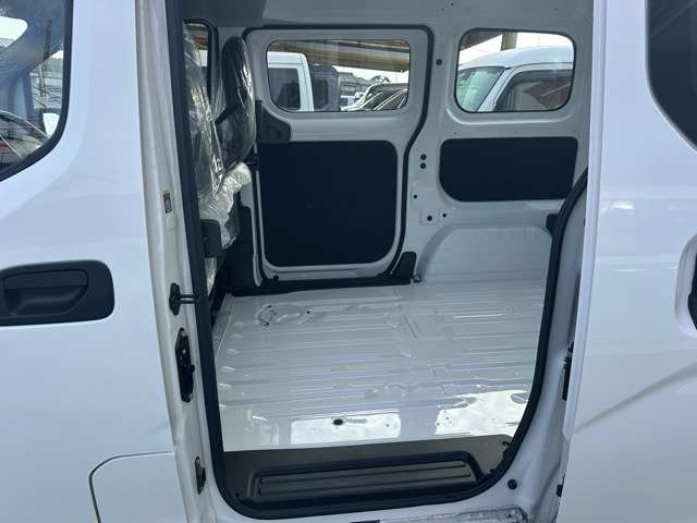 日産 ＮＶ２００バネットバン １．６ ＤＸ R4年 (東海) 99