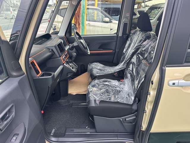 ダイハツ タント ６６０ ファンクロス R6年 (東海) 99