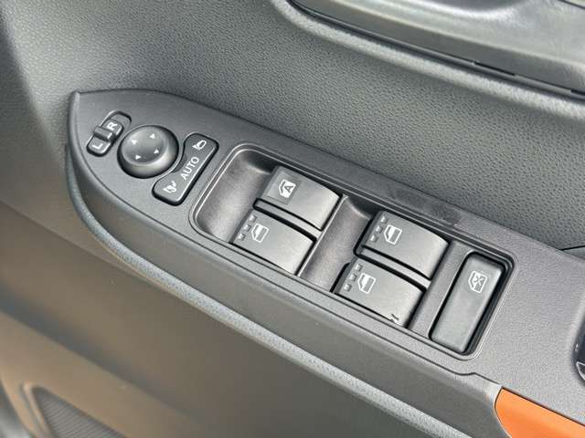 ダイハツ タント ６６０ ファンクロス R6年 (東海) 99