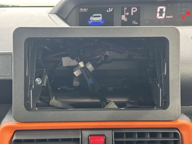 ダイハツ タント ６６０ ファンクロス R6年 (東海) 99