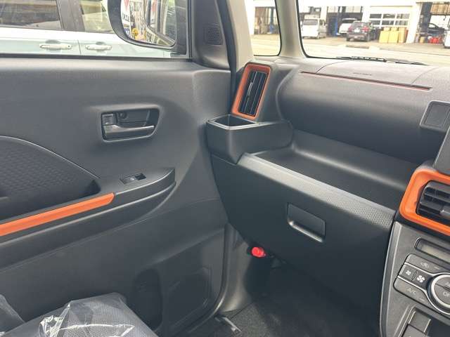 ダイハツ タント ６６０ ファンクロス R6年 (東海) 99