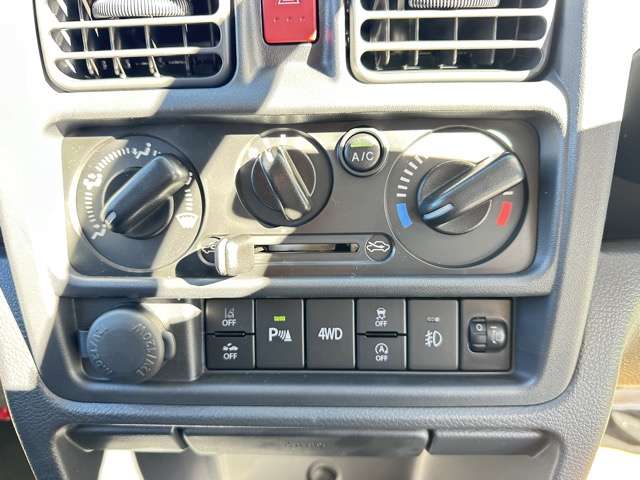 スズキ キャリイトラック ６６０ スーパーキャリイ Ｘリミテッド ３方開 ４ＷＤ R6年 (東海) 99