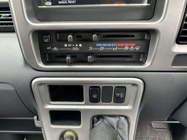 ダイハツ ハイゼットカーゴ ６６０ クルーズ リミテッド ハイルーフ H29年 (東海) 99