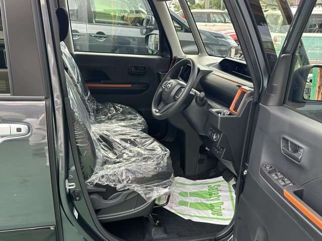 ダイハツ タント ６６０ ファンクロス R6年 (東海) 99