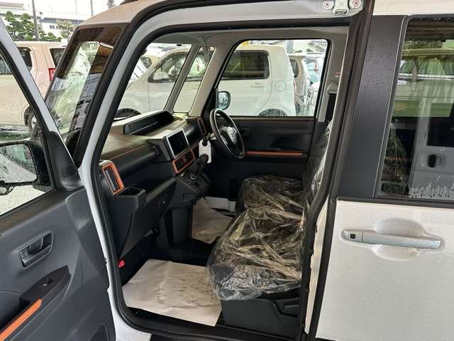 ダイハツ タント ６６０ ファンクロス R6年 (東海) 99