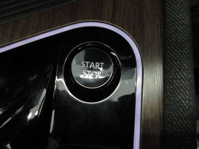 日産 ノートオーラ １．２ Ｇ R5年 (九州・沖縄) 99