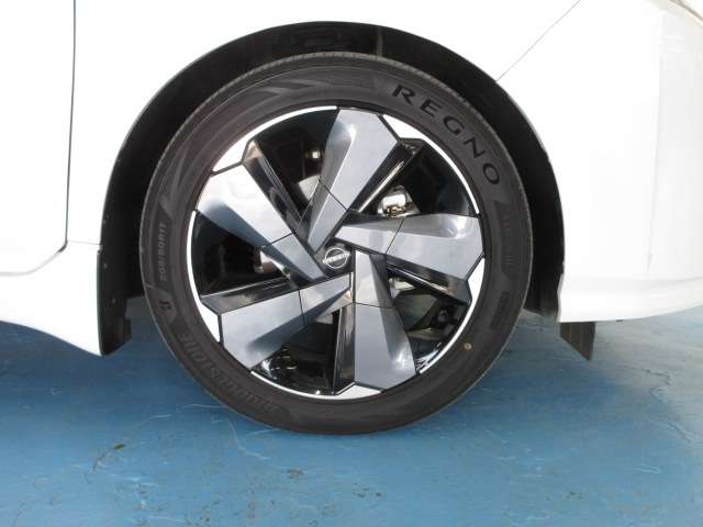 日産 ノートオーラ １．２ Ｇ R5年 (九州・沖縄) 99