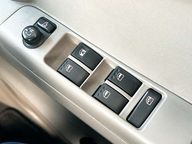 ダイハツ ムーヴ　コンテ ６６０ Ｘ H25年 (九州・沖縄) 99